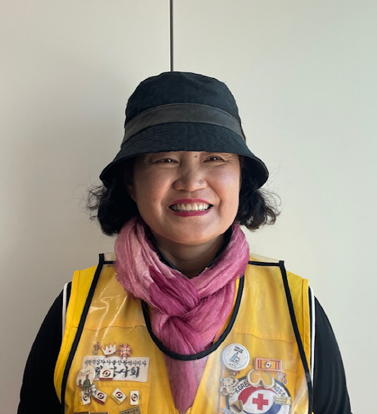 29년간 도움이 필요한 이웃들을 위해 꾸준히 봉사에 매진한 박원숙(61) 씨. LG 제공